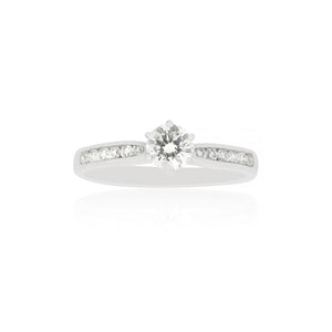 18ct White Gold Diamond Ring