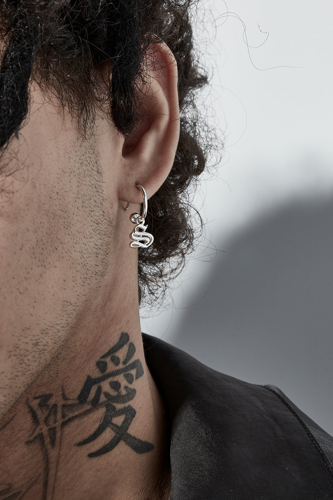 Stolen Silver Old English Anchor Sleepers