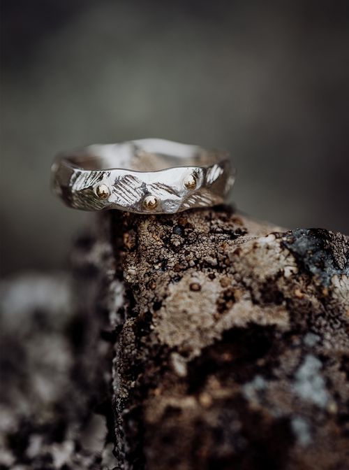 Made of Gold Sterling Silver & 18ct Gold Mt Tuhua Ring