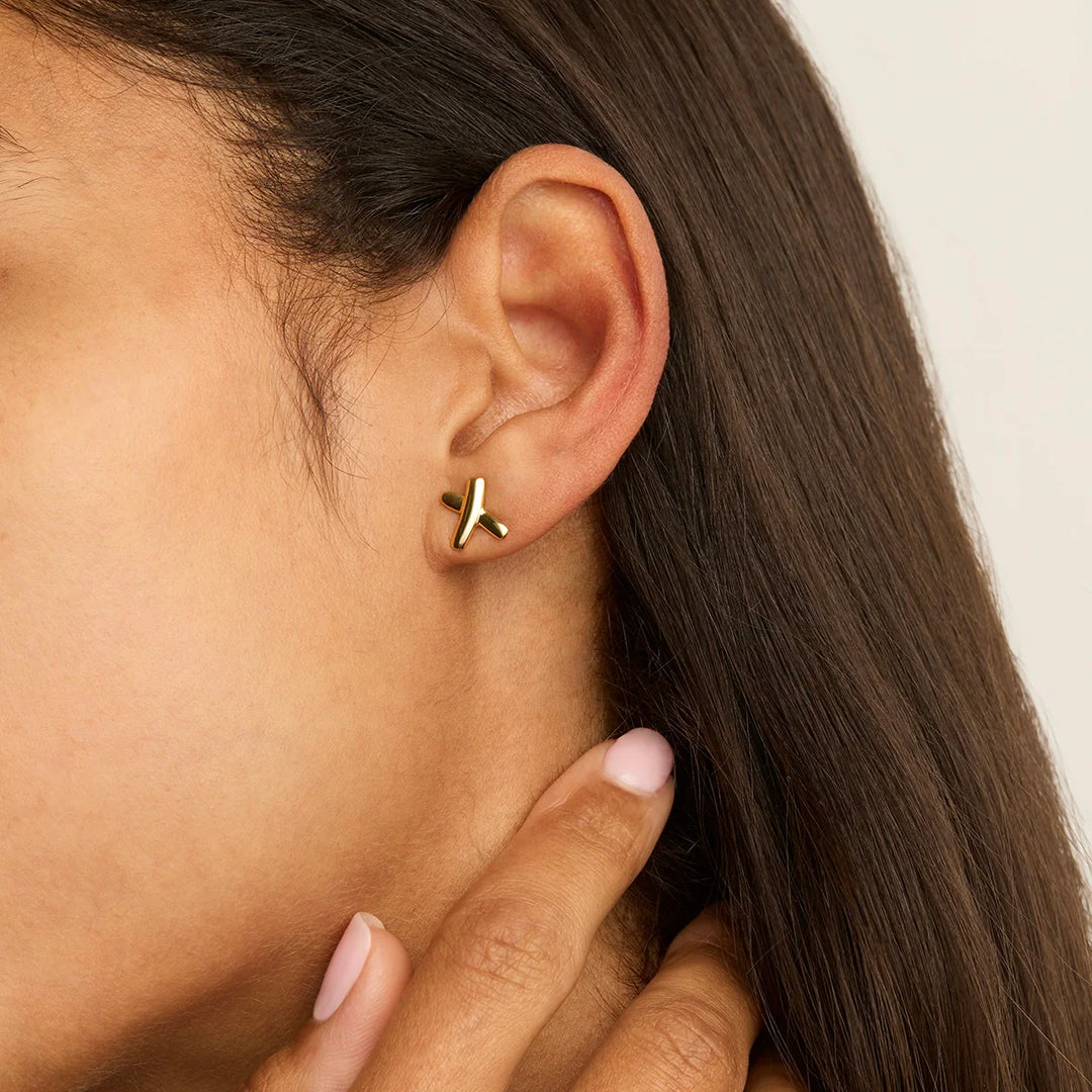 Najo Kiss Stud Gold Earring