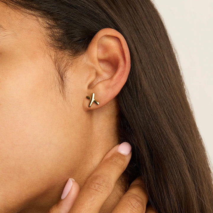 Najo Kiss Stud Gold Earring