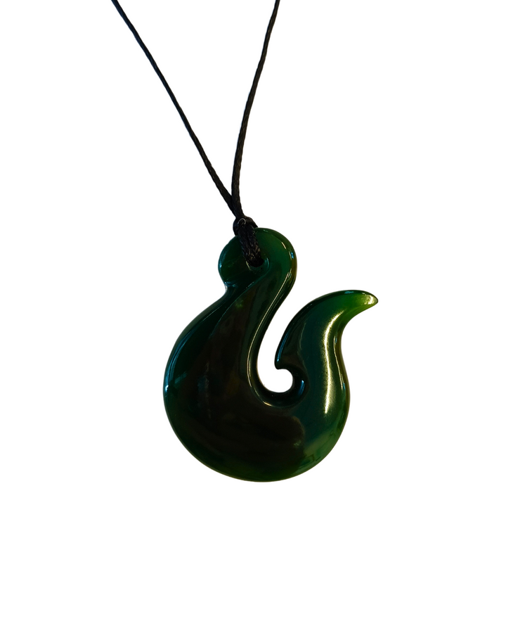 New Zealand Greenstone - Hei Matau / Fish hook - 40mm