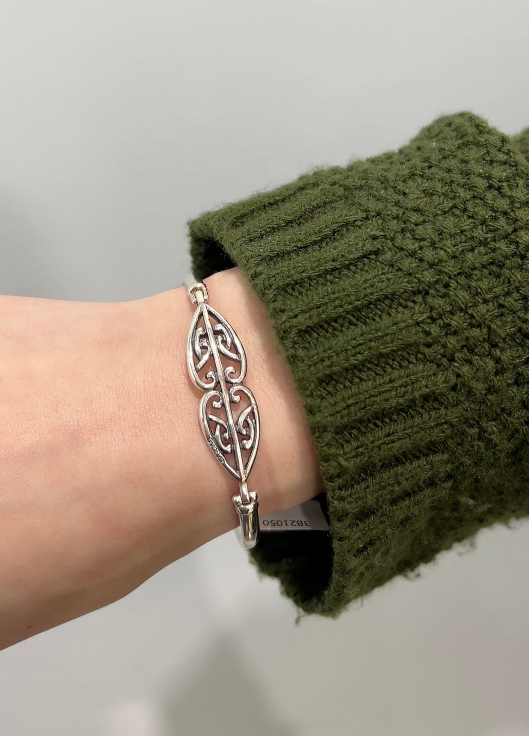 Evolve Family Whanau Bangle 19cm