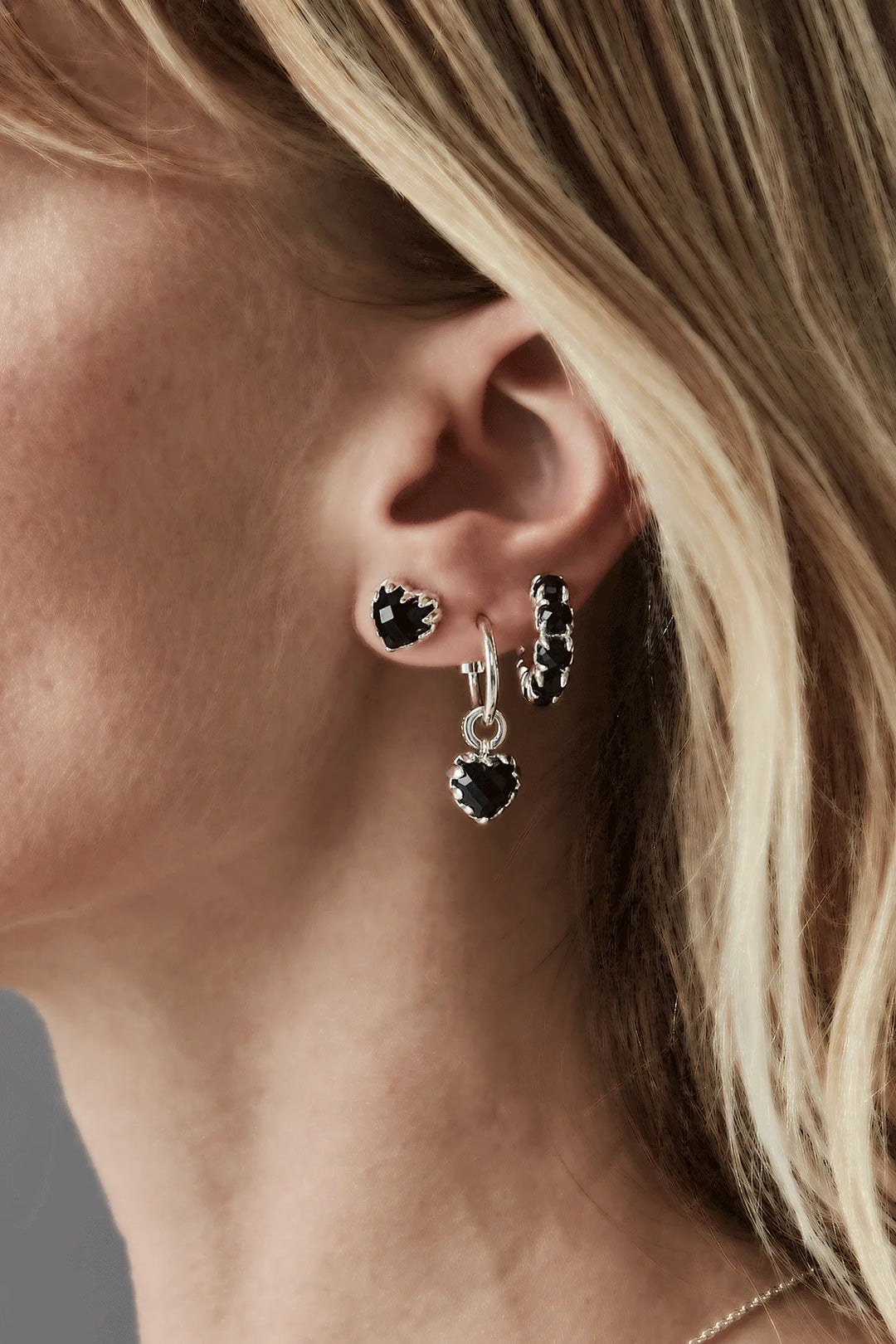 Stolen Silver Love Anchor Earring - Onyx