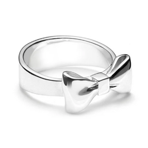 STOLEN SILVER LARGE BOW RING