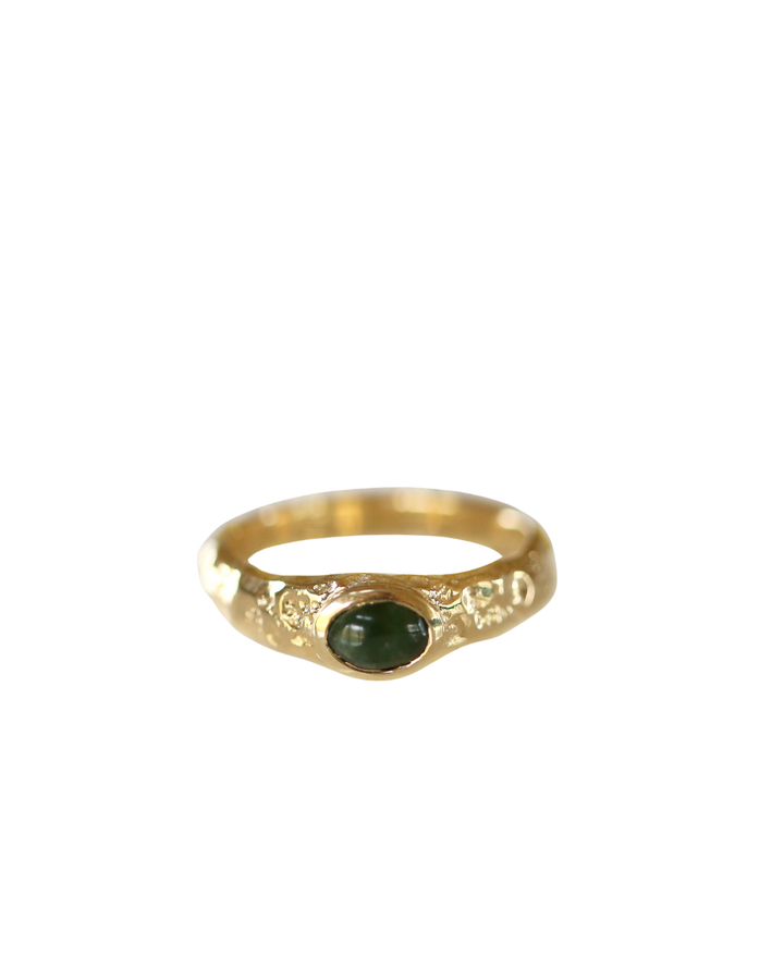 Made of Gold 18ct Gold Mt Te Kinga Pounamu Ring N