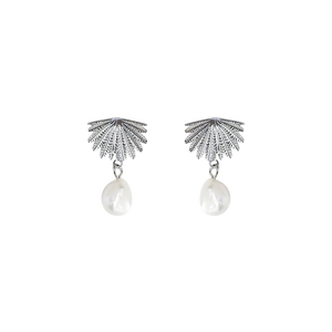 Boh Runga Fantail Pearl Studs