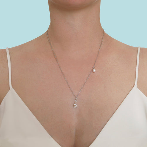 Silver Pearly Shell Necklace
