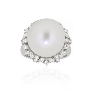 18ct White Gold South Sea Pearl Diamond Ring