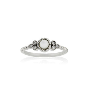 9ct White Gold Evie Pearl Ring